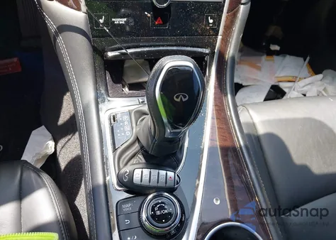 2019 Infiniti Q50 3.0T Luxe z USA, uszkodzony, nr VIN JN1EV7AP1KM517673